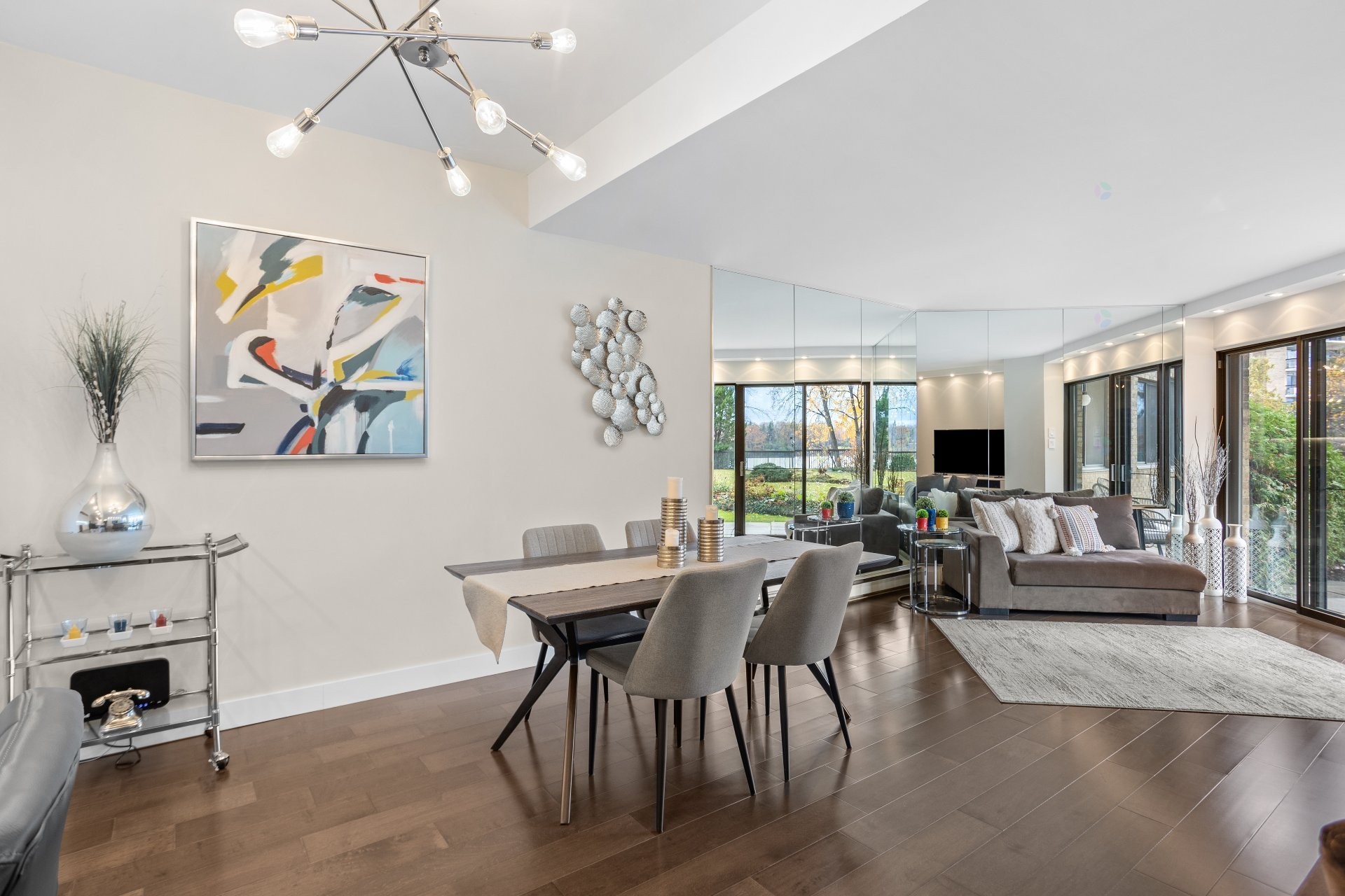 









4520


Prom. Paton

, 109,
Laval (Chomedey),




QC
H7W4X1


