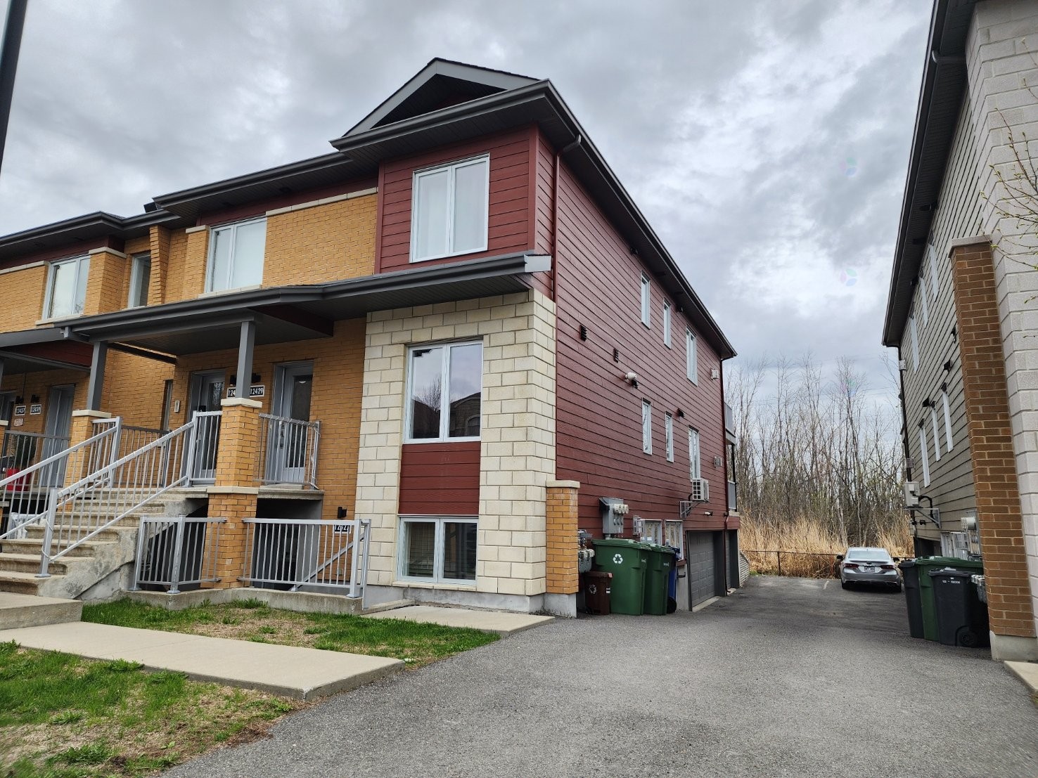 









12427

 - 12431


Rue Trefflé-Berthiaume

,
Montréal (Rivière-des-Prairies/Pointe-aux-Trembles),




QC
H1C0E4

