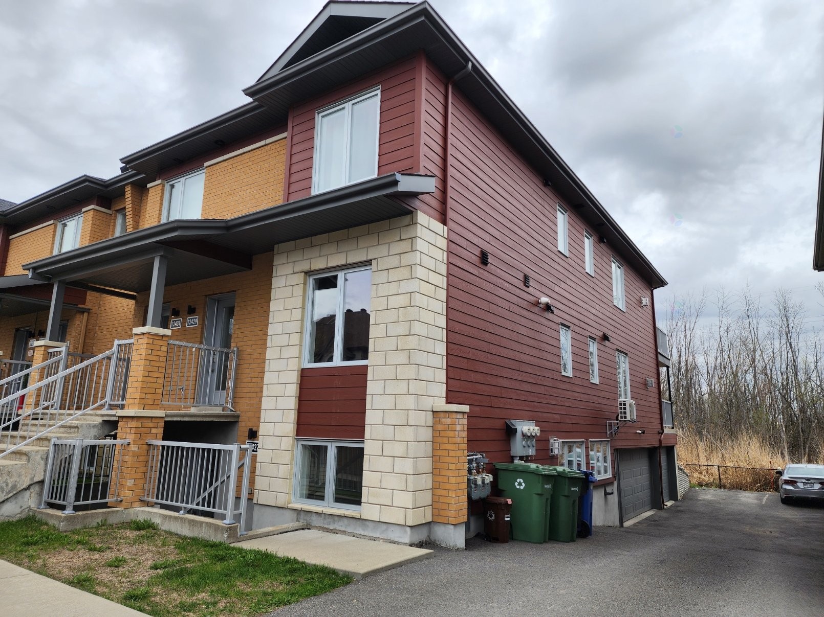 









12427

 - 12431


Rue Trefflé-Berthiaume

,
Montréal (Rivière-des-Prairies/Pointe-aux-Trembles),




QC
H1C0E4

