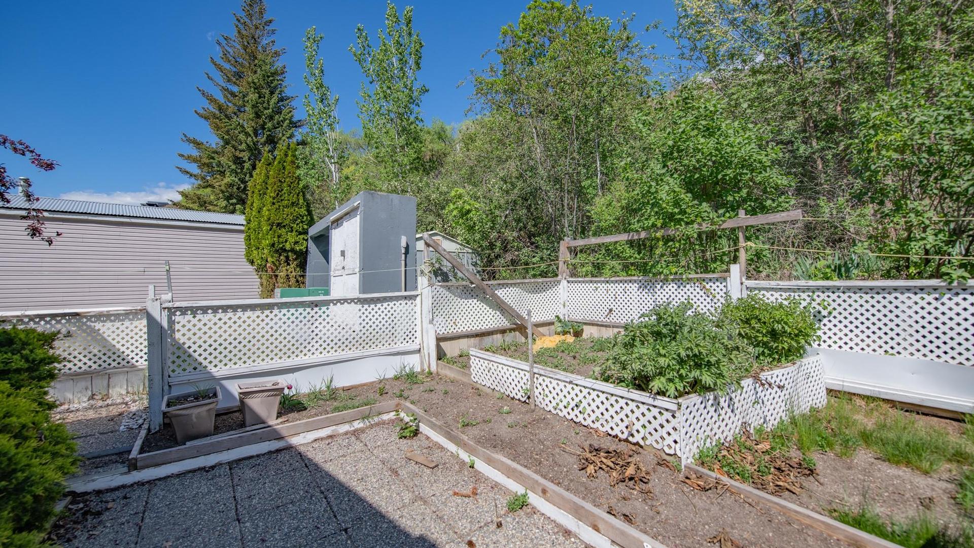 









15401


Kalamalka

Road, 319,
Coldstream,




BC
V1B 1Z3

