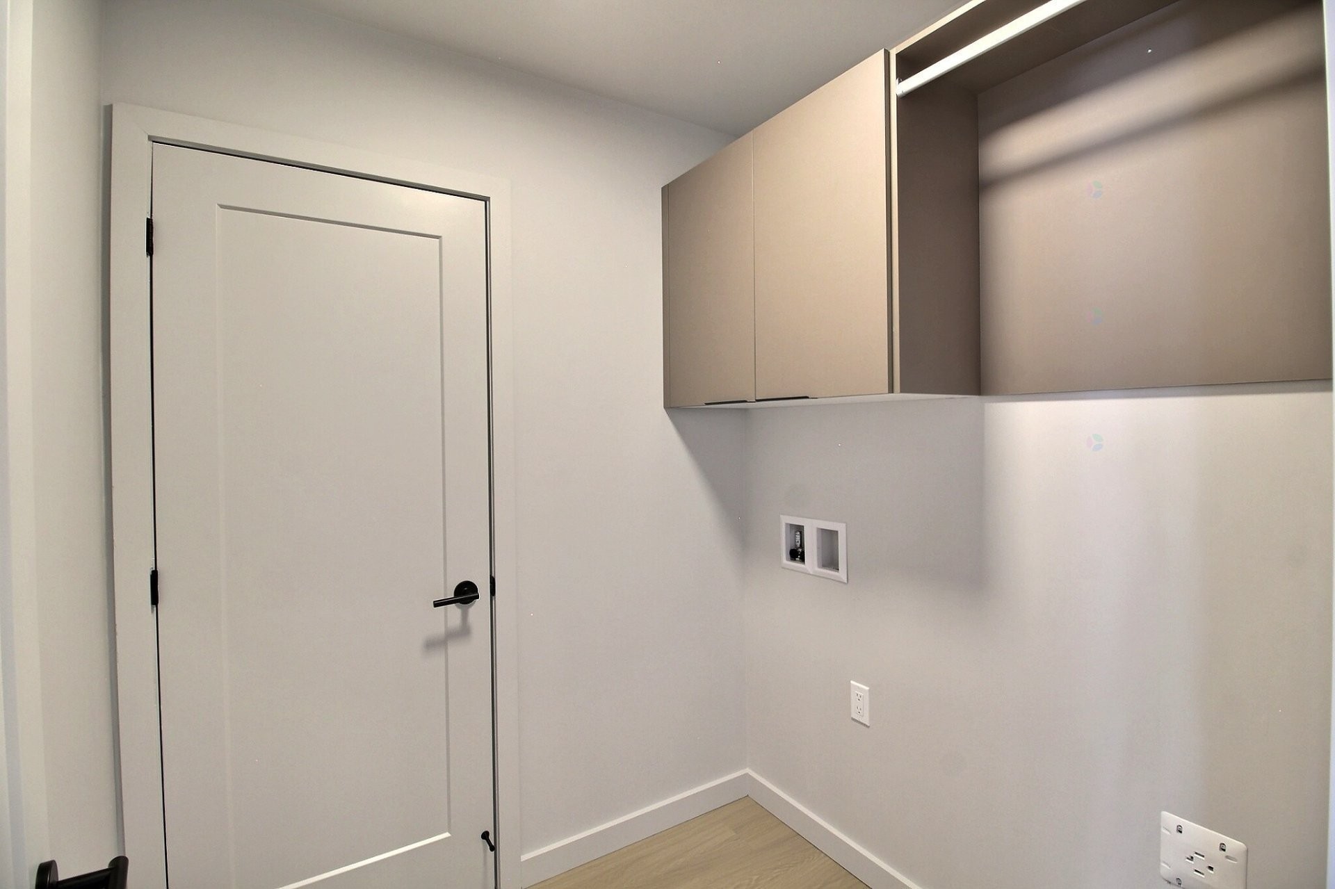 









1196


Ch. de la Montagne

, 301,
Orford,




QC
J1X6X9

