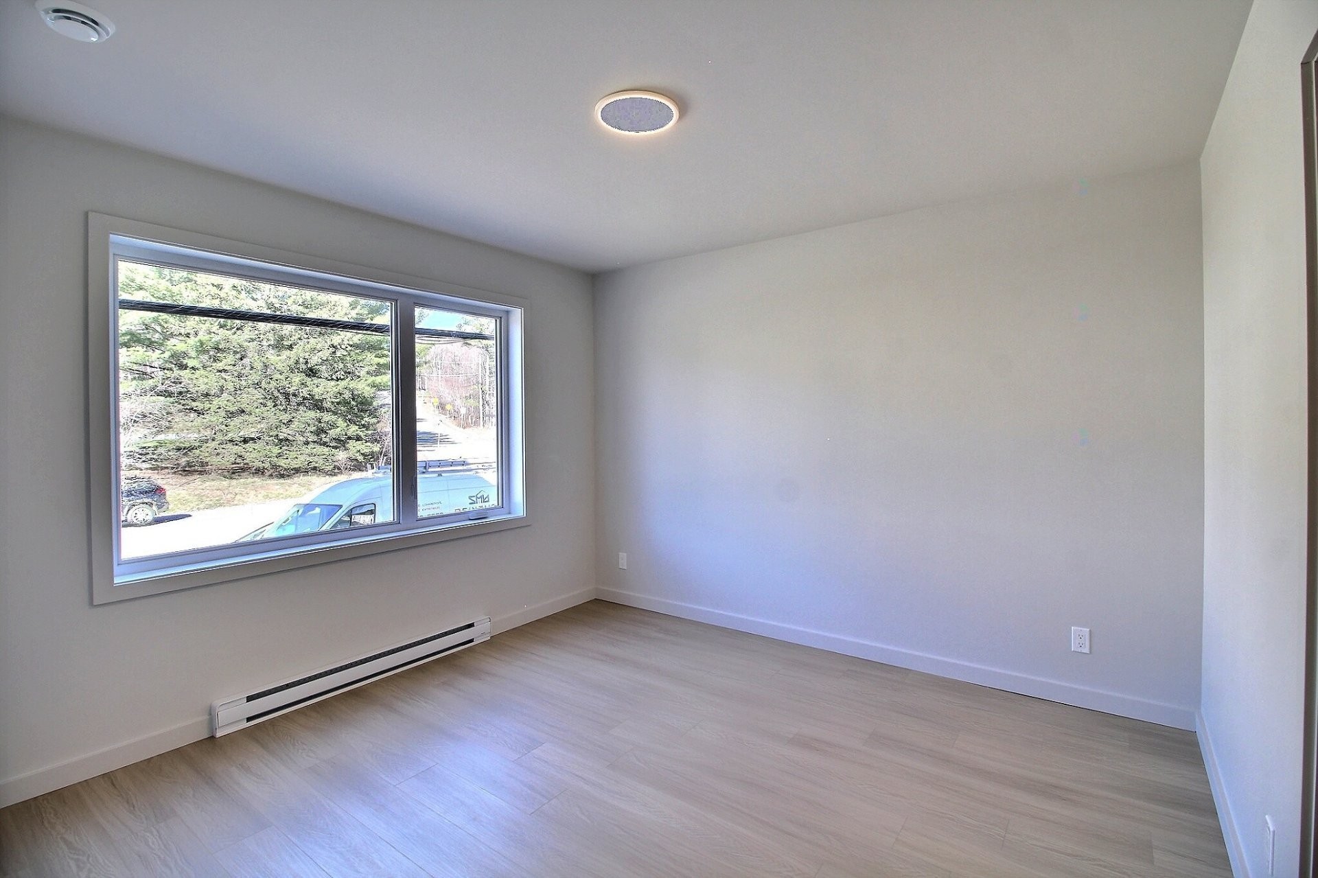 









1196


Ch. de la Montagne

, 102,
Orford,




QC
J1X6X9

