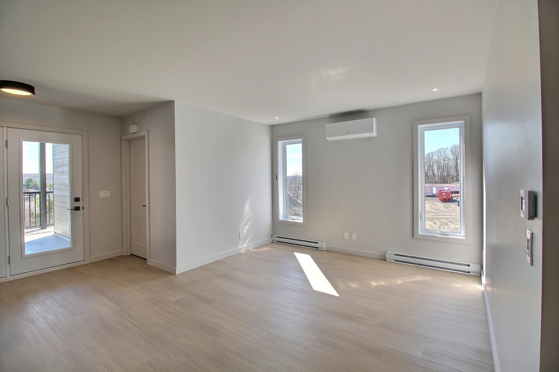 









1196


Ch. de la Montagne

, 102,
Orford,




QC
J1X6X9

