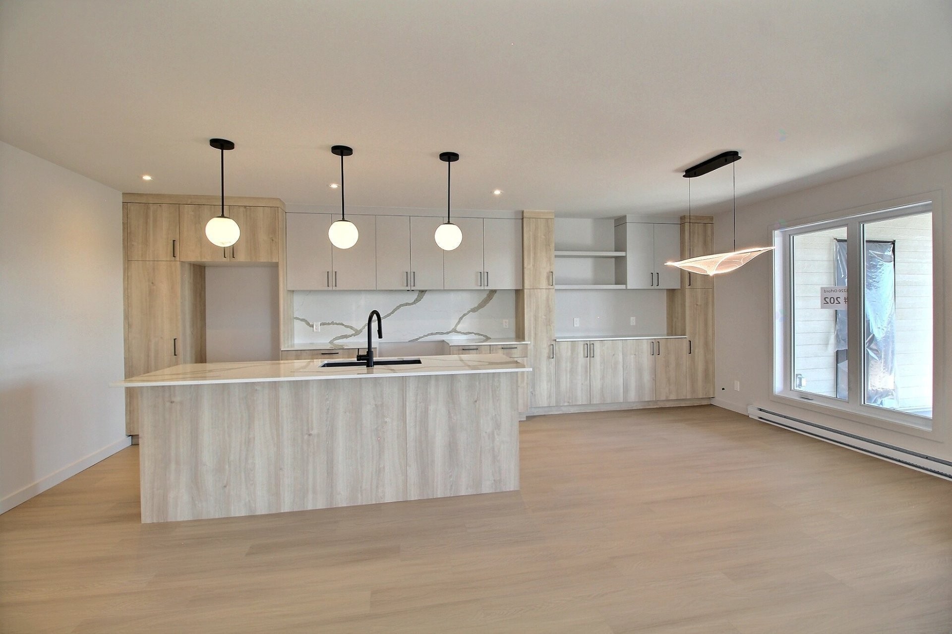 









1196


Ch. de la Montagne

, 102,
Orford,




QC
J1X6X9

