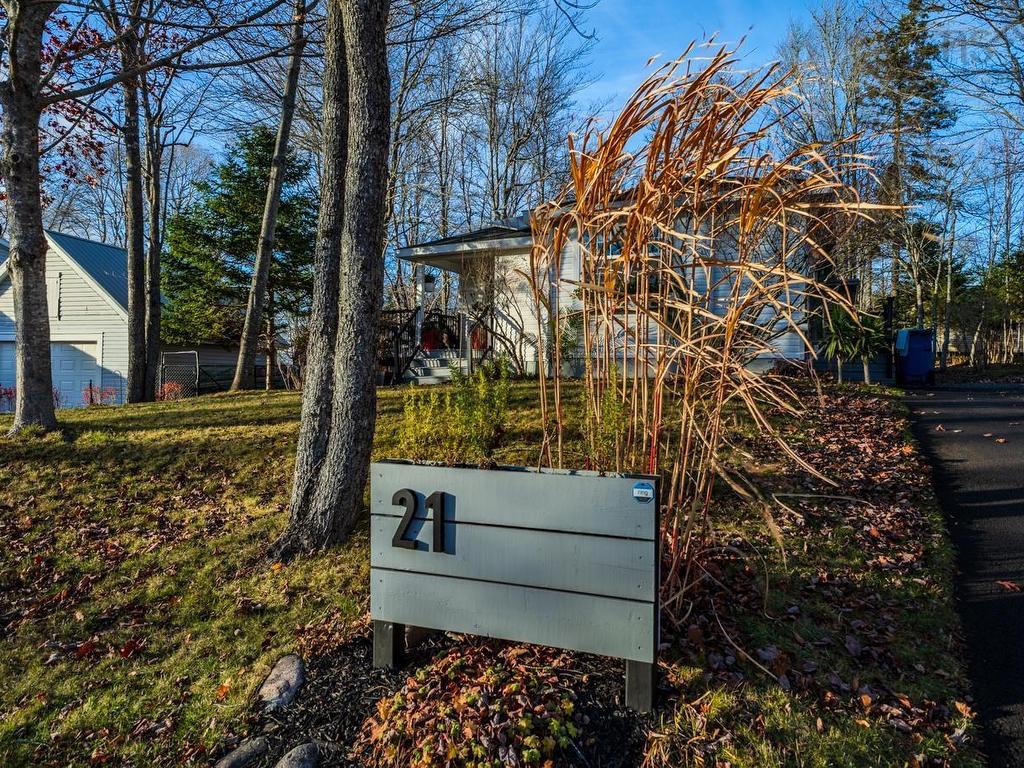 












21 Heritage Place

,
Truro,




NS
B2N 6J4

