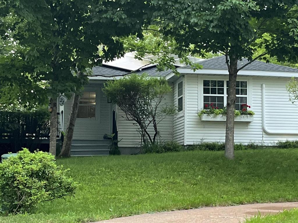 












21 Heritage Place

,
Truro,




NS
B2N 6J4

