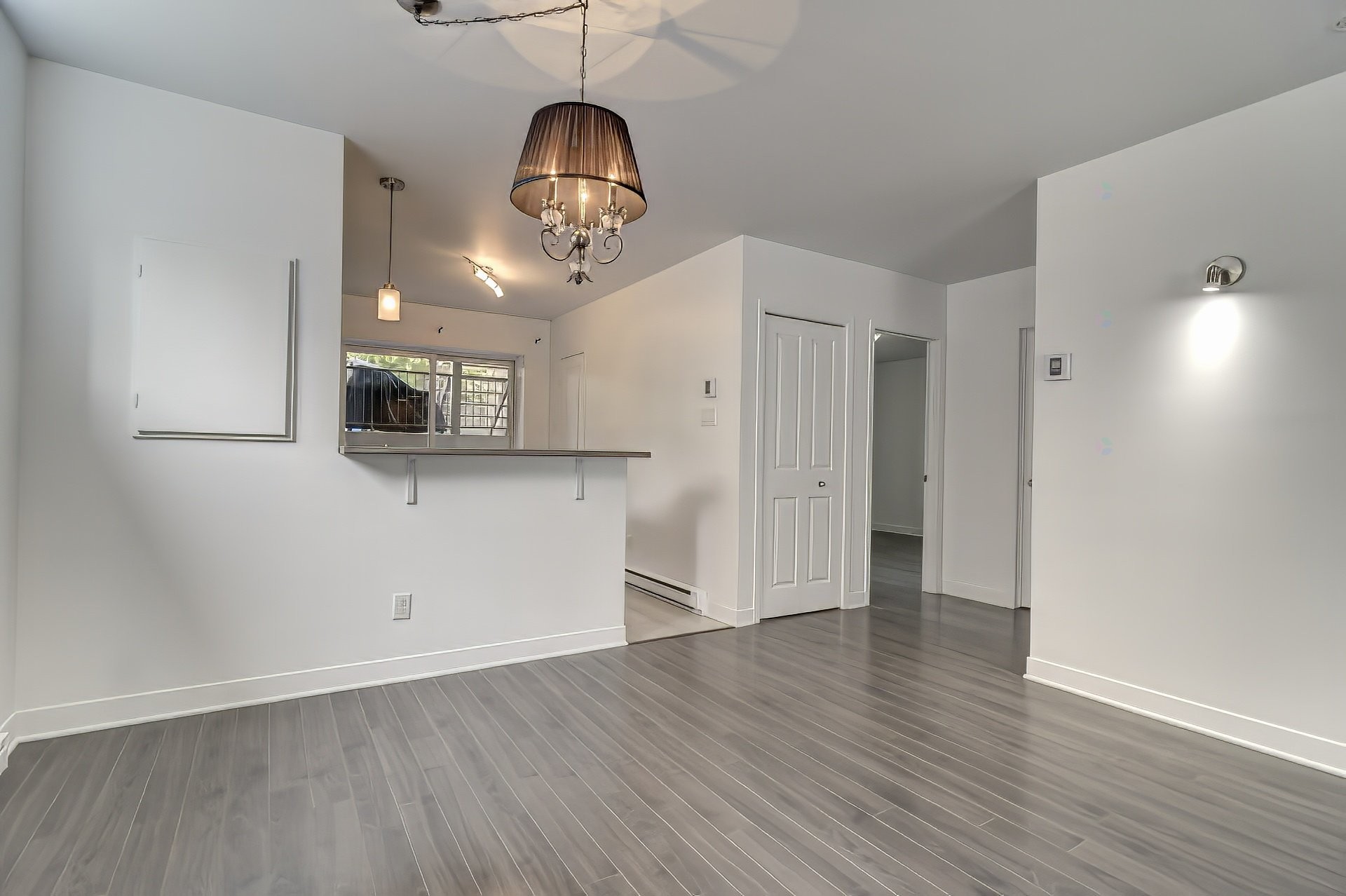 









667


Rue de Pompadour

,
Mascouche,




QC
J7K0S4

