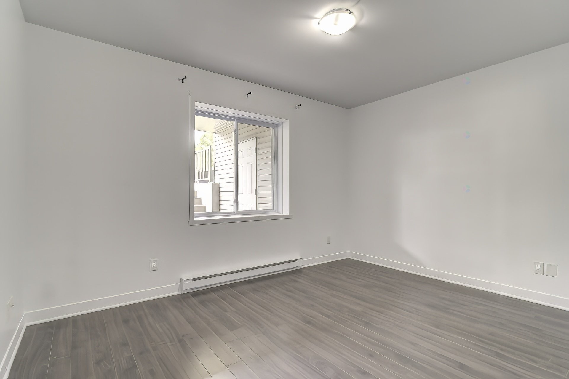 









667


Rue de Pompadour

,
Mascouche,




QC
J7K0S4

