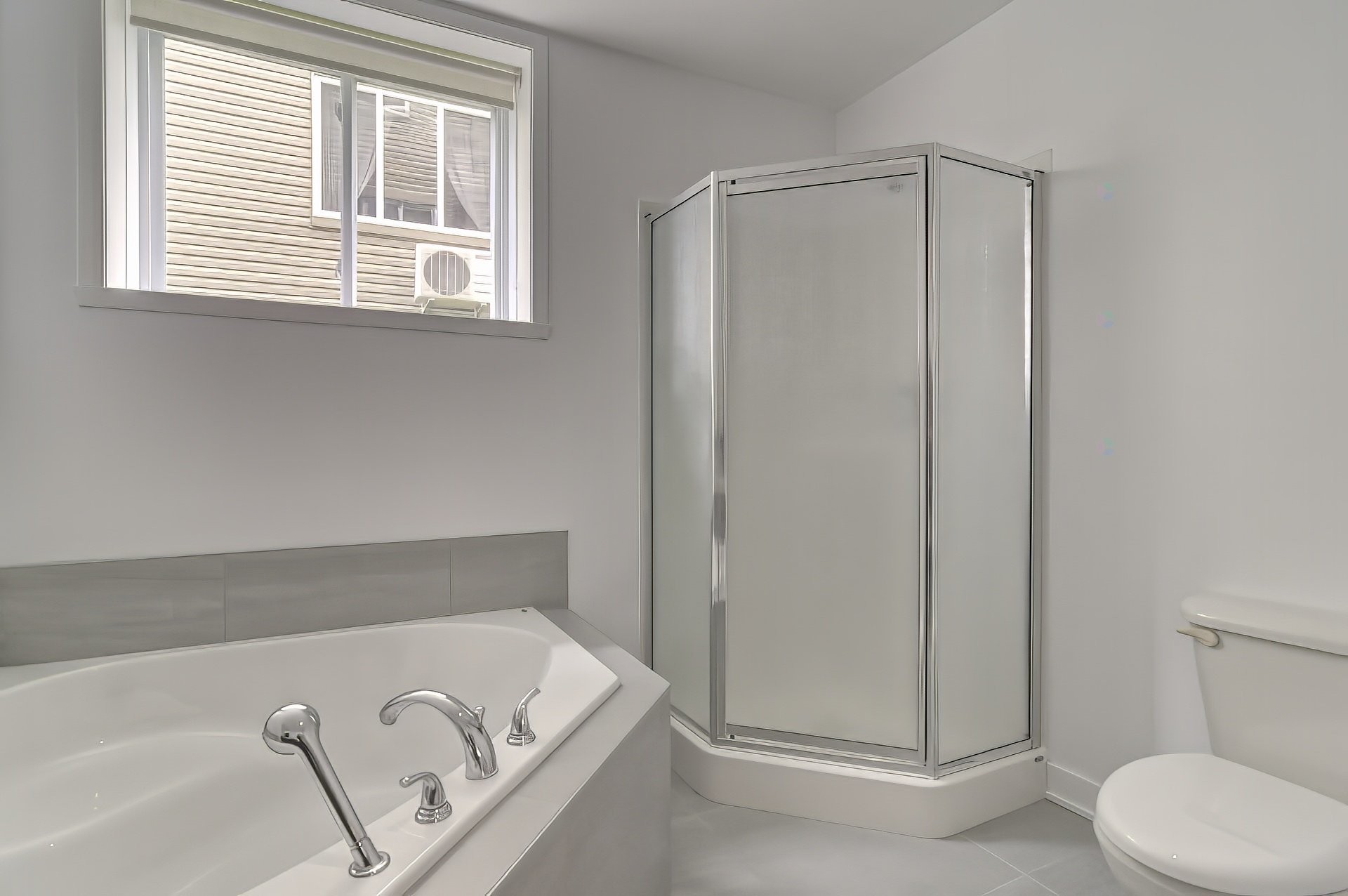 









667


Rue de Pompadour

,
Mascouche,




QC
J7K0S4

