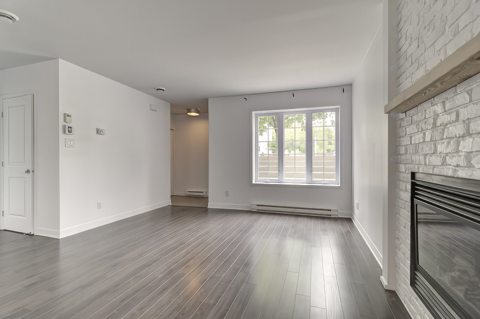 









667


Rue de Pompadour

,
Mascouche,




QC
J7K0S4

