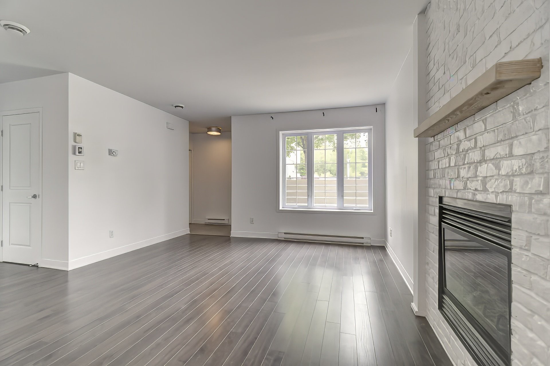 









667


Rue de Pompadour

,
Mascouche,




QC
J7K0S4

