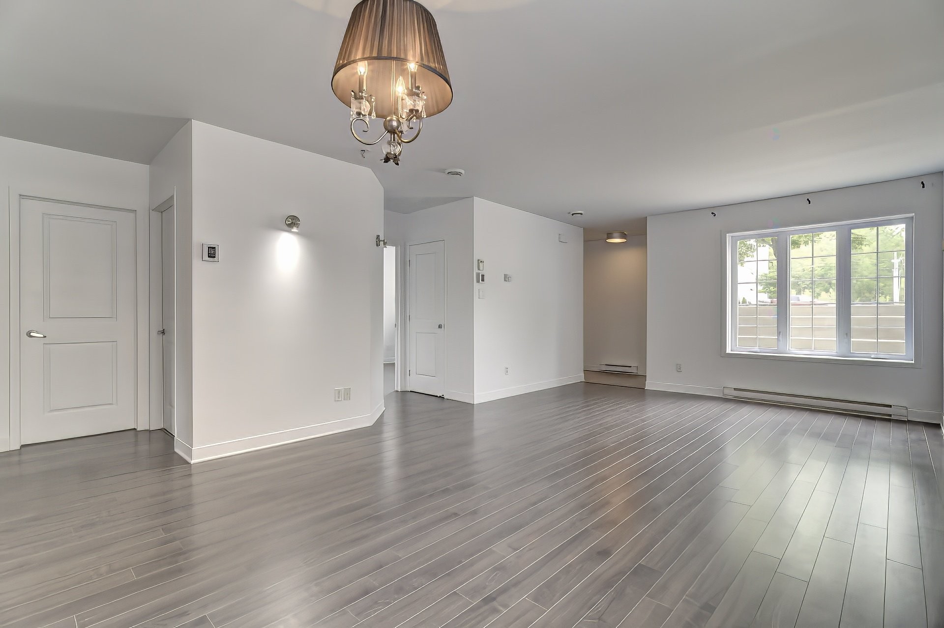 









667


Rue de Pompadour

,
Mascouche,




QC
J7K0S4

