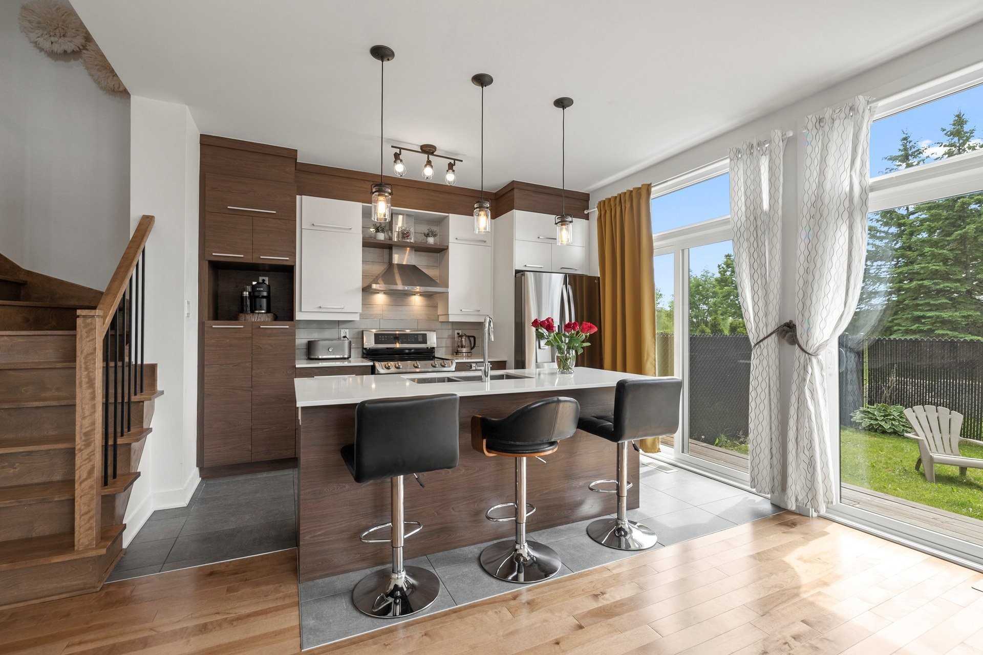 









18586


Boul. Gouin O.

,
Montréal (Pierrefonds-Roxboro),




QC
H9K0B7

