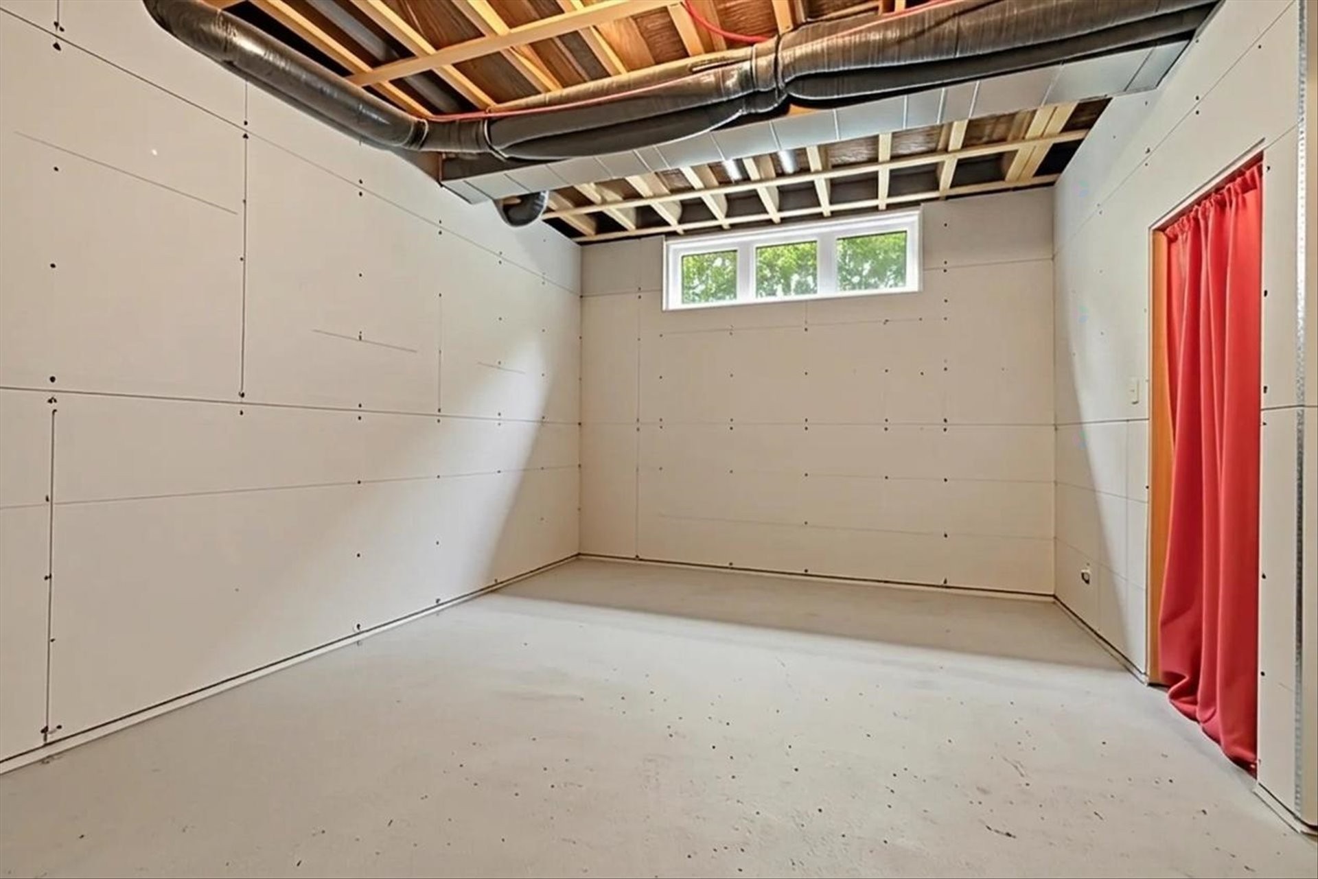 









18586


Boul. Gouin O.

,
Montréal (Pierrefonds-Roxboro),




QC
H9K0B7

