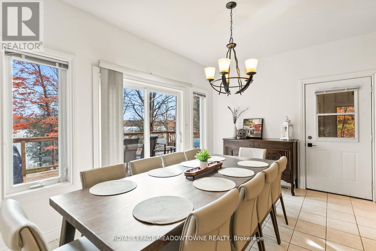 












1658 HOSPITALITY ROAD

,
Minden Hills,




Ontario
K0M2K0

