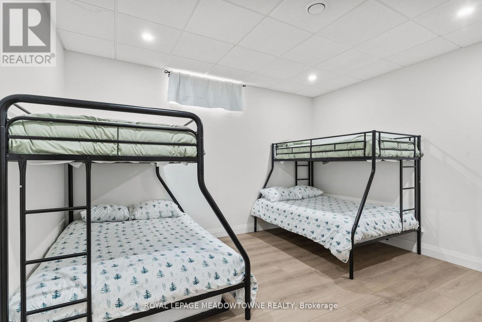 












1658 HOSPITALITY ROAD

,
Minden Hills,




Ontario
K0M2K0

