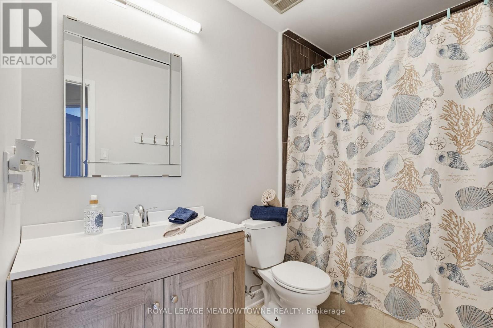 












43 - 235 BRONTE STREET

,
Milton,




Ontario
L9T3V8

