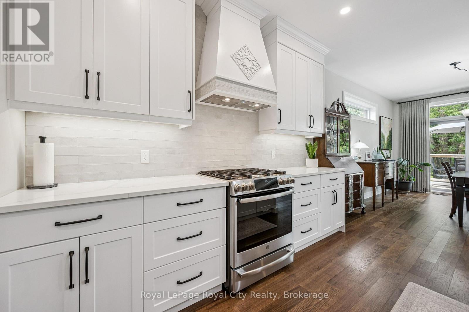 












70 WILSON COURT

,
St. Marys,




Ontario
N4X0B6


