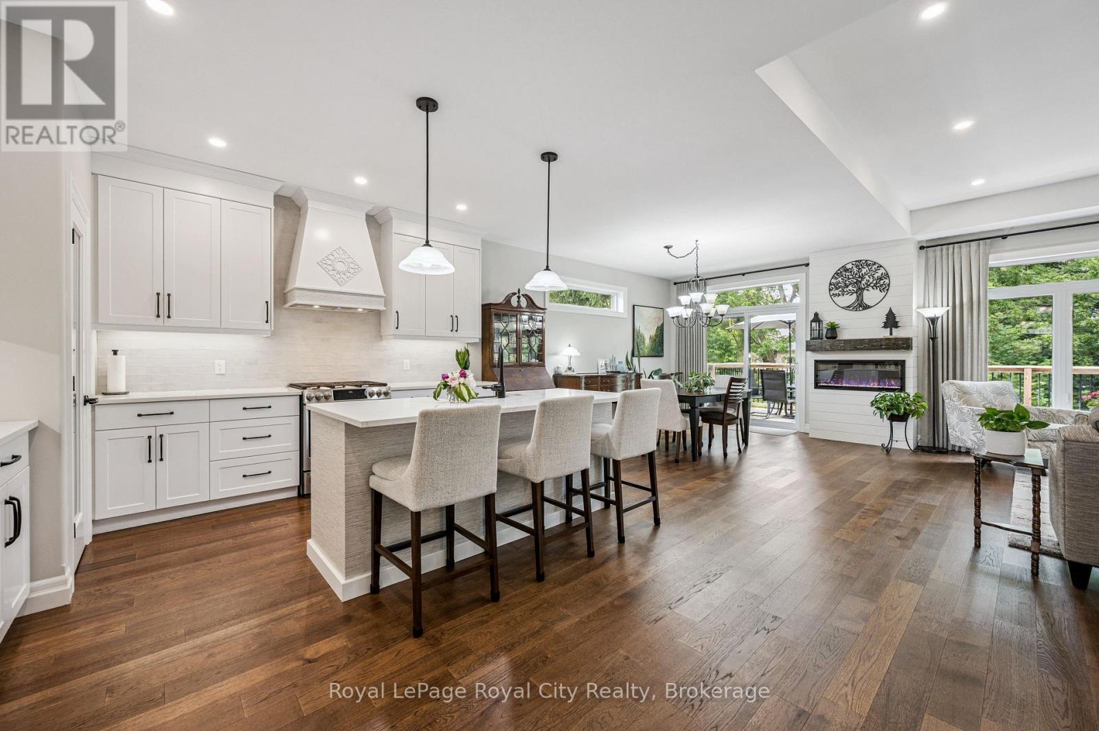 












70 WILSON COURT

,
St. Marys,




Ontario
N4X0B6

