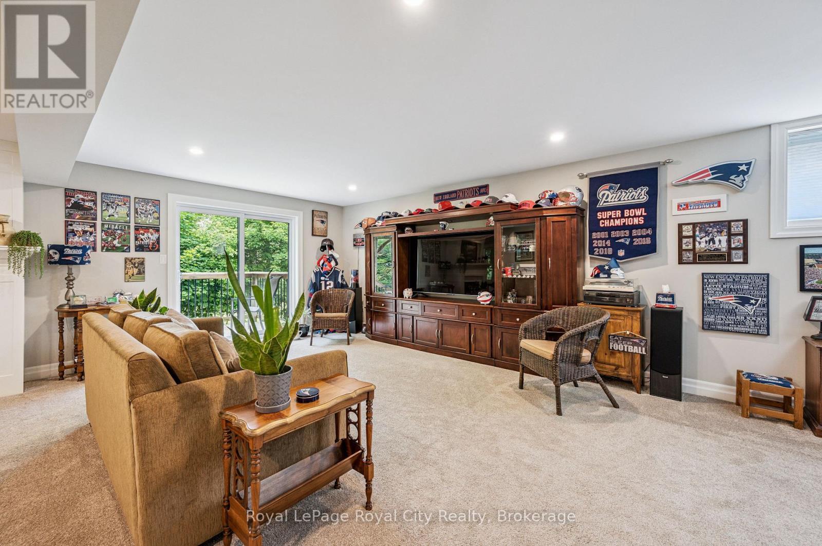 












70 WILSON COURT

,
St. Marys,




Ontario
N4X0B6

