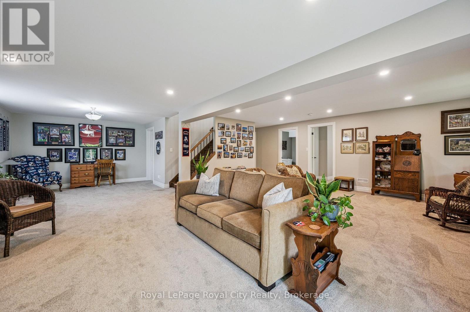 












70 WILSON COURT

,
St. Marys,




Ontario
N4X0B6

