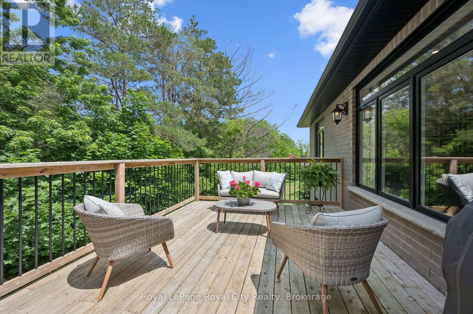 












70 WILSON COURT

,
St. Marys,




Ontario
N4X0B6

