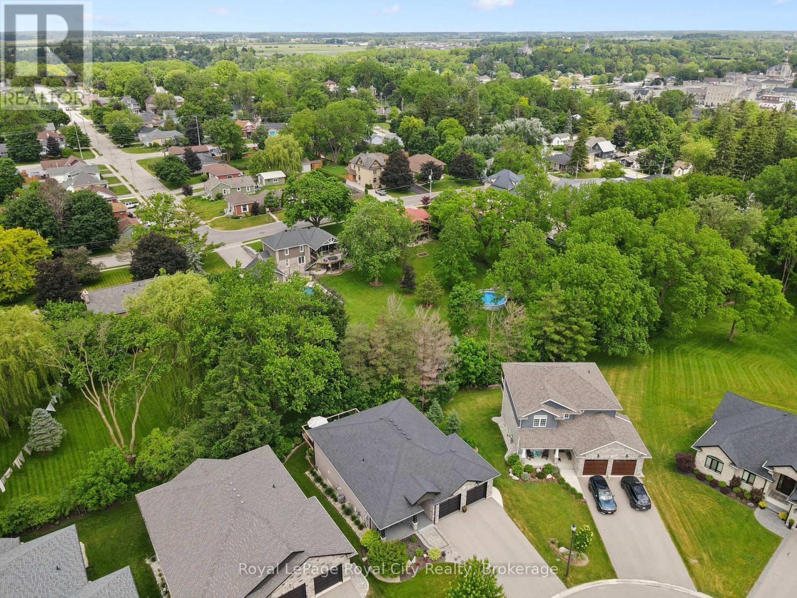 












70 WILSON COURT

,
St. Marys,




Ontario
N4X0B6

