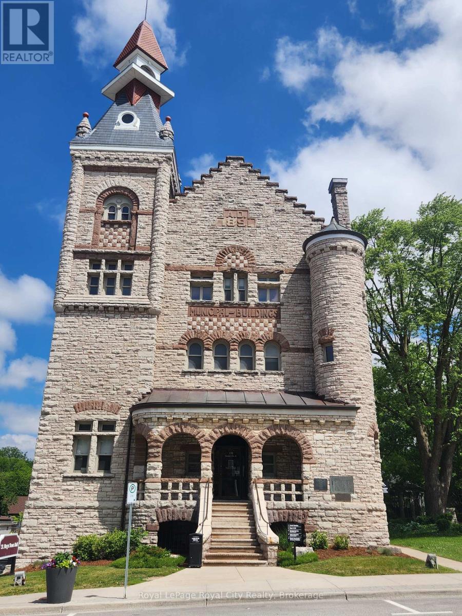 












70 WILSON COURT

,
St. Marys,




Ontario
N4X0B6

