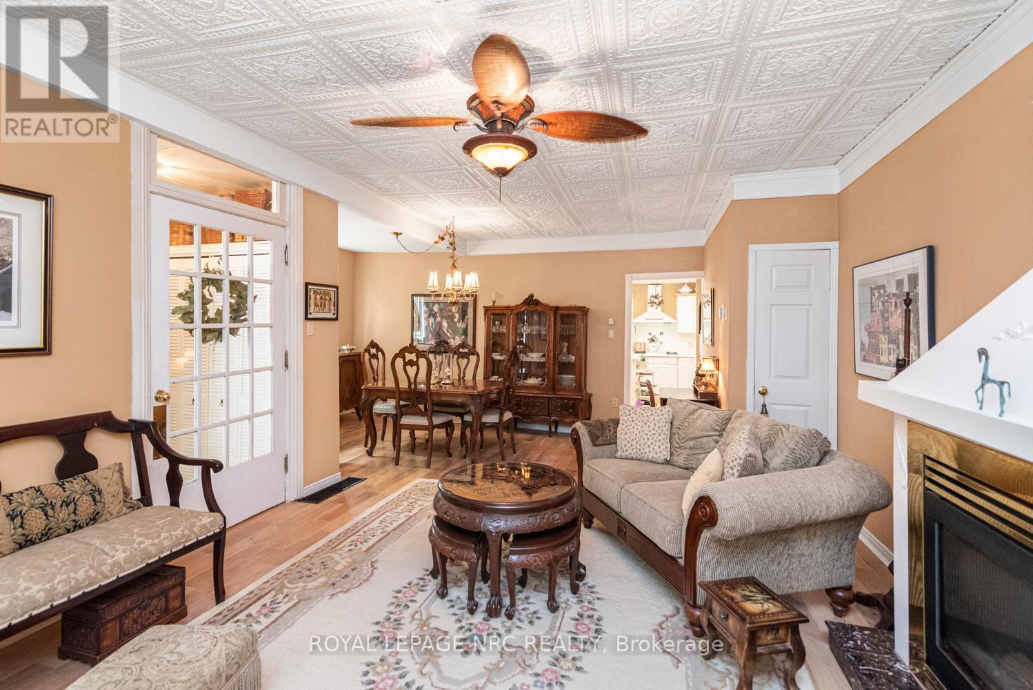 












31 VICTORIA TERRACE N

,
Grimsby (Grimsby Beach),




Ontario
L3M2E6

