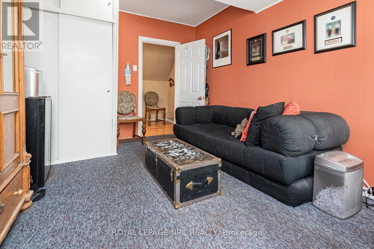 












31 VICTORIA TERRACE N

,
Grimsby (Grimsby Beach),




Ontario
L3M2E6

