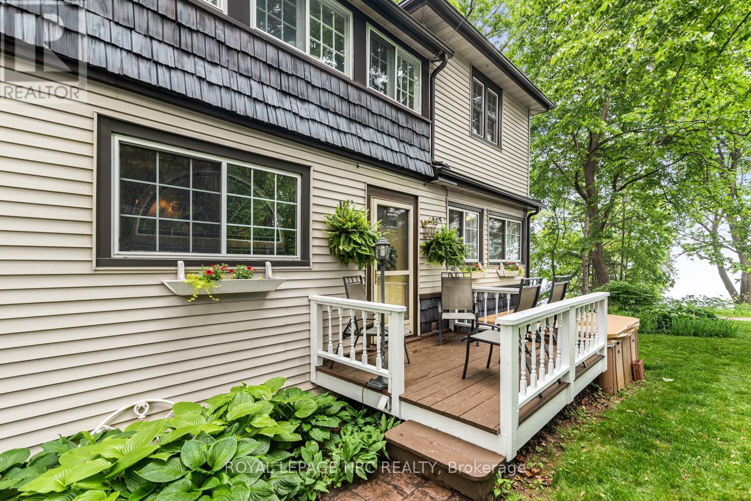 












31 VICTORIA TERRACE N

,
Grimsby (Grimsby Beach),




Ontario
L3M2E6

