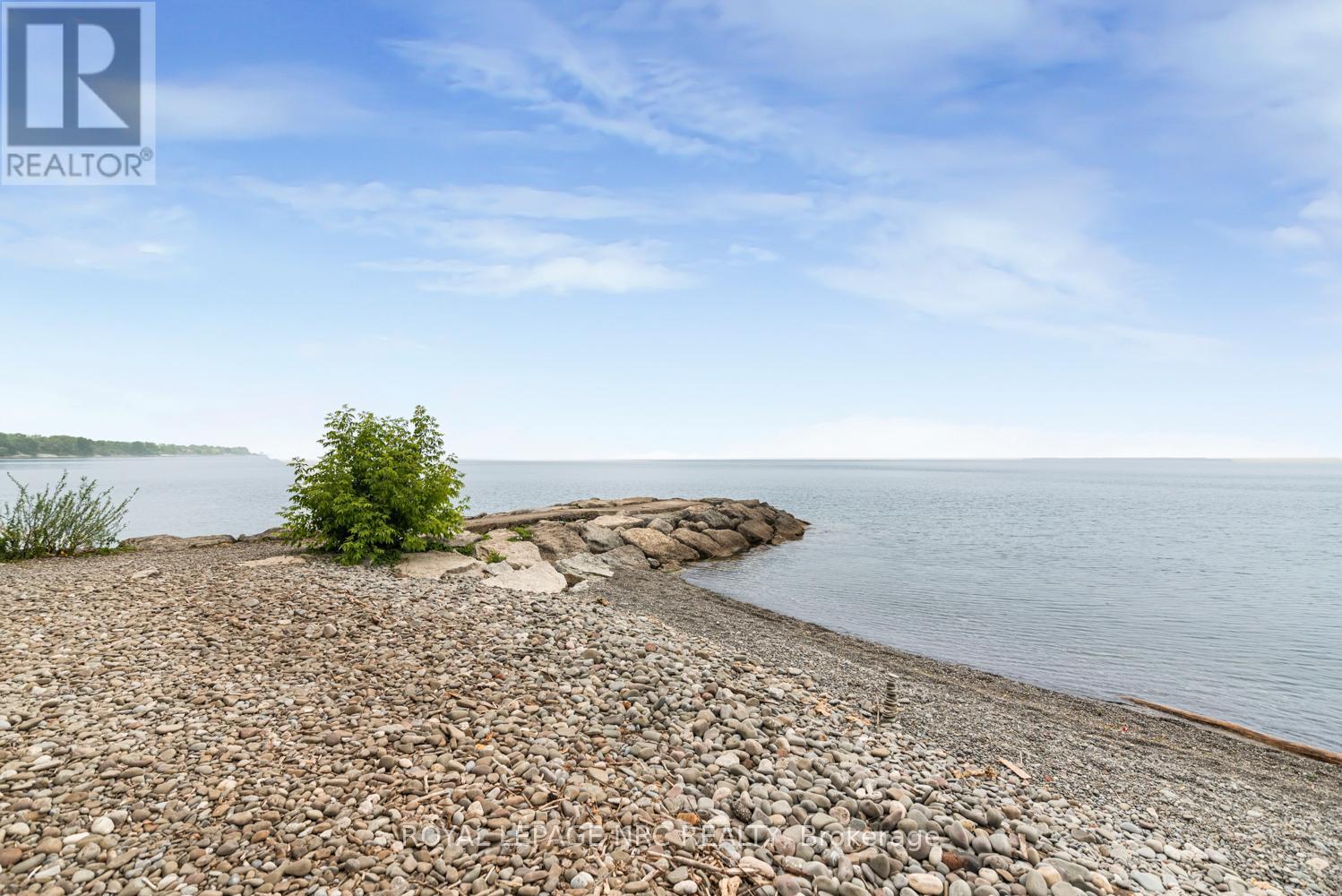 












31 VICTORIA TERRACE N

,
Grimsby (Grimsby Beach),




Ontario
L3M2E6


