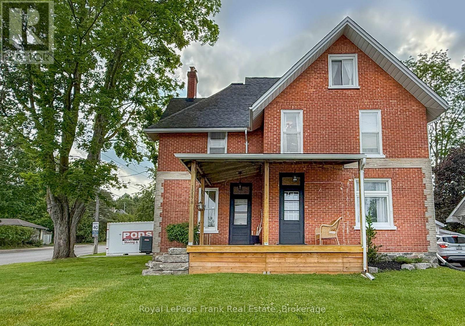 












15578 SIMCOE STREET

,
Scugog (Port Perry),




Ontario
L9L1M2

