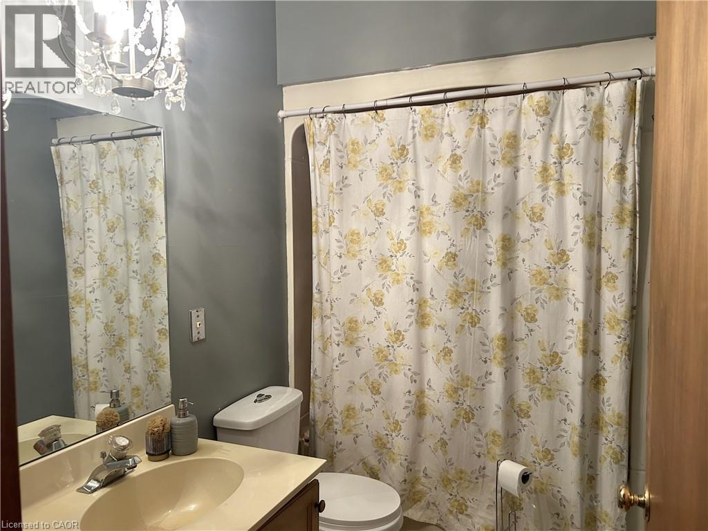 












100 - 102 STANLEY Street

,
Simcoe,




Ontario
N3Y1M4

