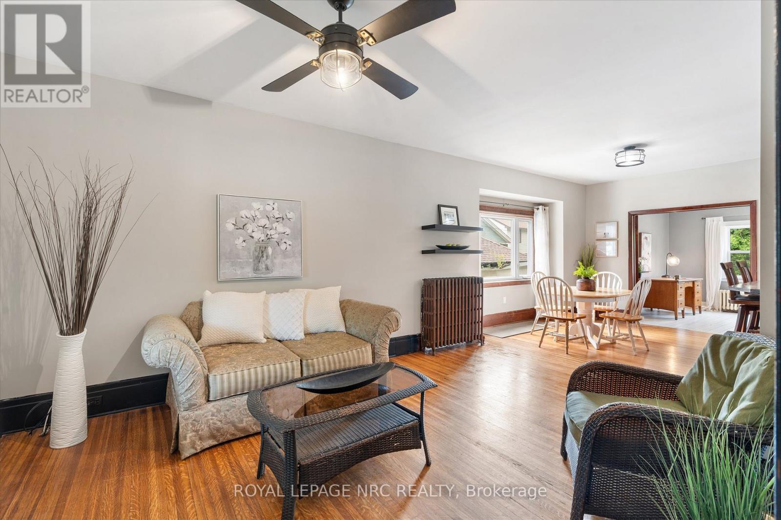 












167 PLEASANT AVENUE

,
St. Catharines (Downtown),




Ontario
L2R1Y6

