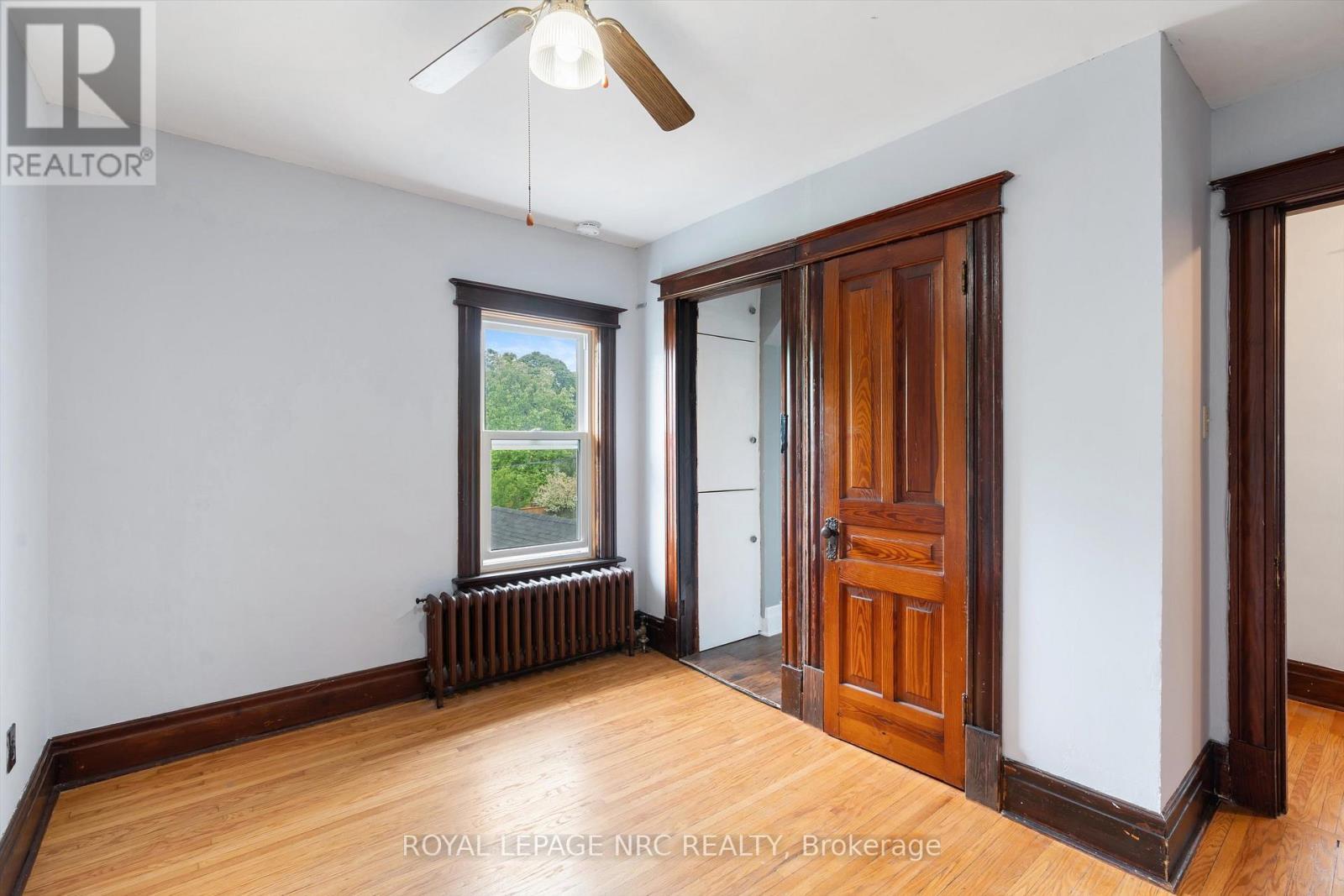 












167 PLEASANT AVENUE

,
St. Catharines (Downtown),




Ontario
L2R1Y6

