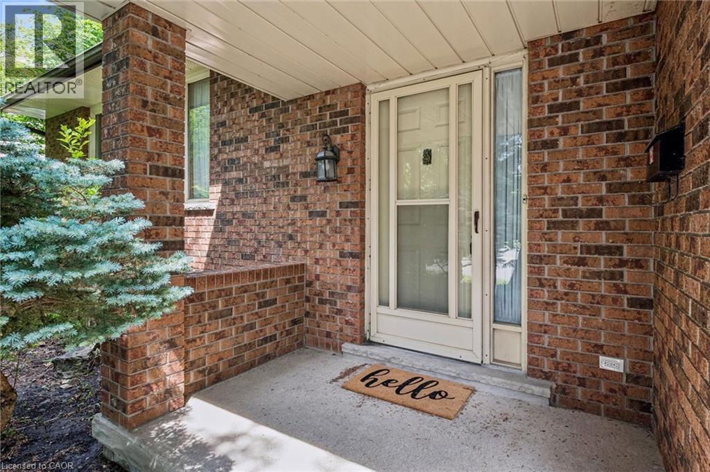 












18 MCELDERRY Road

,
Guelph,




Ontario
N1G4K3

