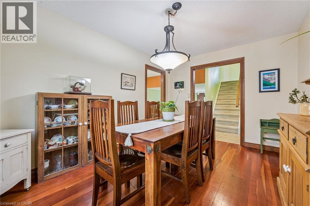 












18 MCELDERRY Road

,
Guelph,




Ontario
N1G4K3

