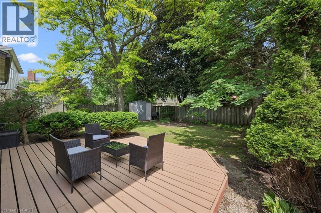 












18 MCELDERRY Road

,
Guelph,




Ontario
N1G4K3

