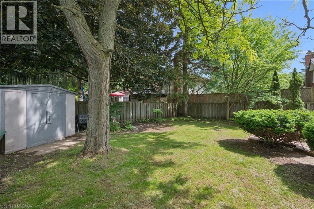












18 MCELDERRY Road

,
Guelph,




Ontario
N1G4K3

