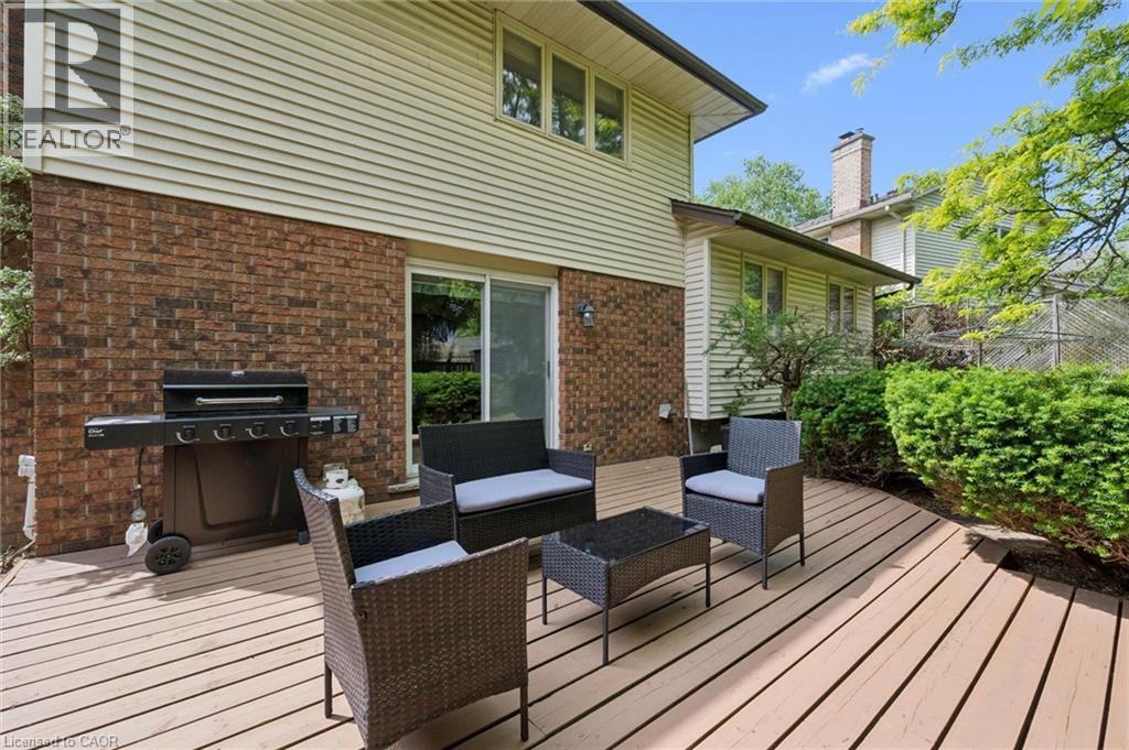 












18 MCELDERRY Road

,
Guelph,




Ontario
N1G4K3

