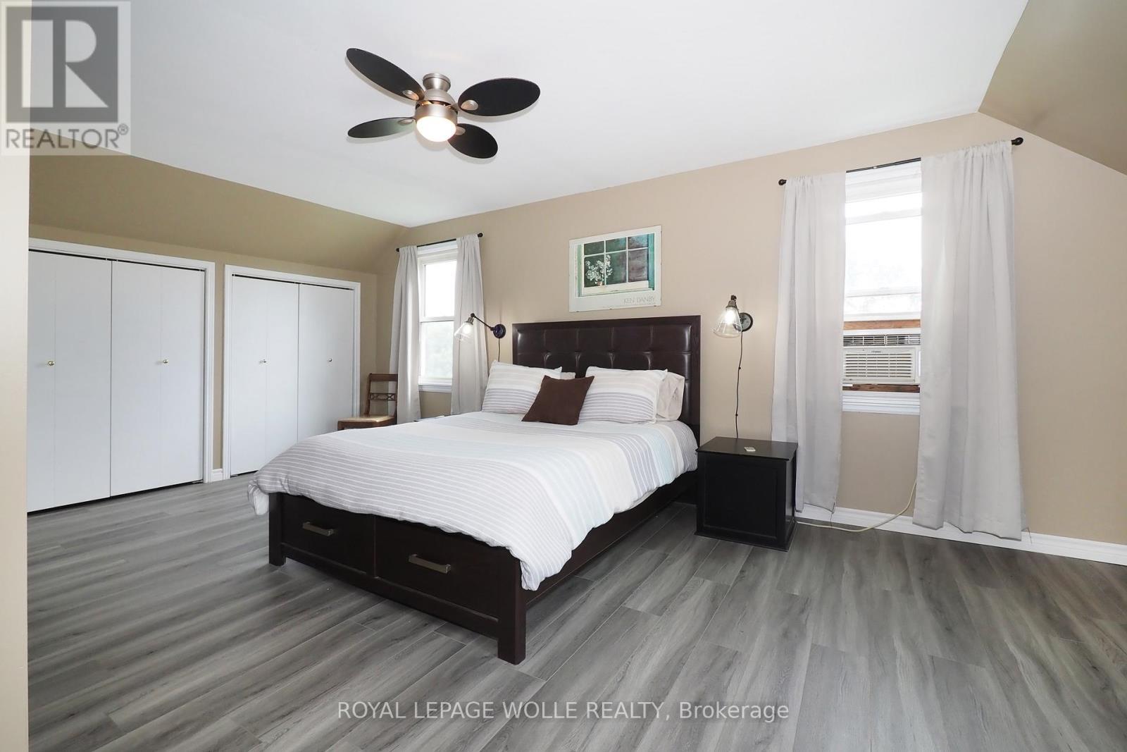 












3407 LOBSINGER LINE

,
Wellesley,




Ontario
N0B2M0

