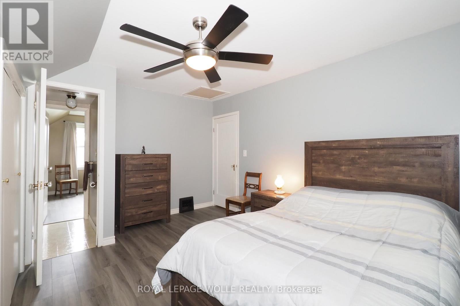 












3407 LOBSINGER LINE

,
Wellesley,




Ontario
N0B2M0

