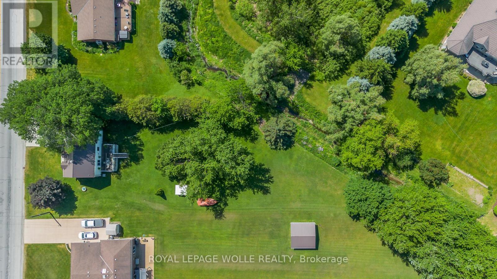 












3407 LOBSINGER LINE

,
Wellesley,




Ontario
N0B2M0

