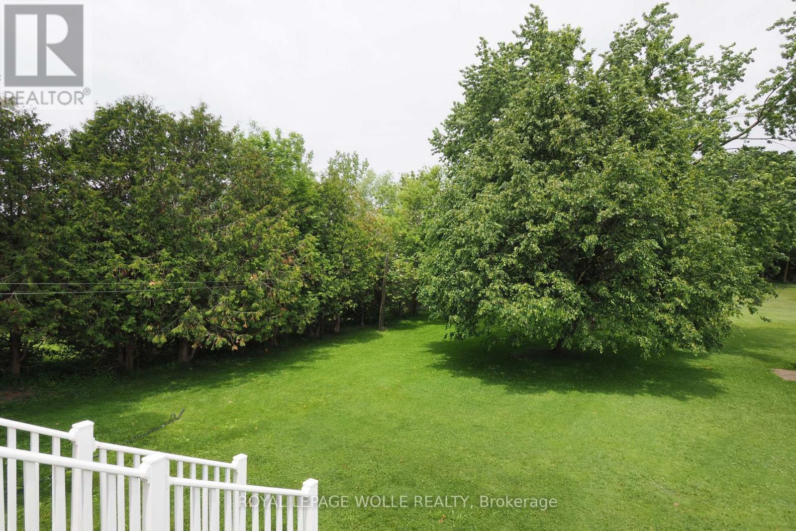 












3407 LOBSINGER LINE

,
Wellesley,




Ontario
N0B2M0

