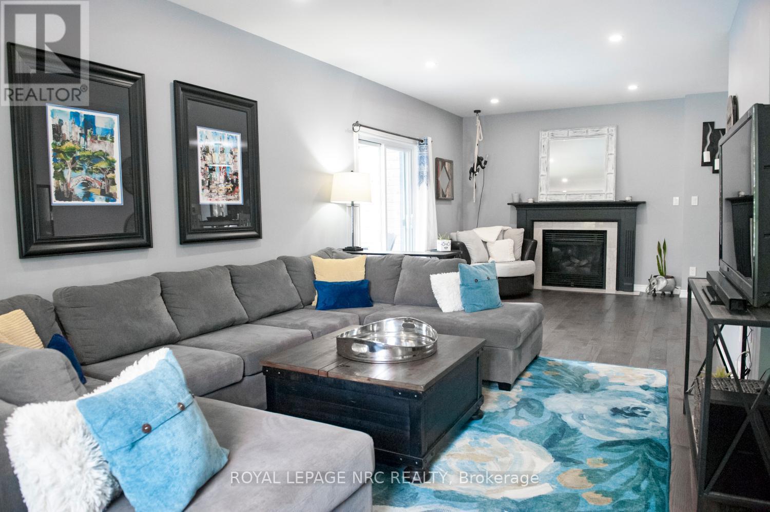 












22 SENATOR DRIVE

,
St. Catharines (Rykert/Vansickle),




Ontario
L2S3T3


