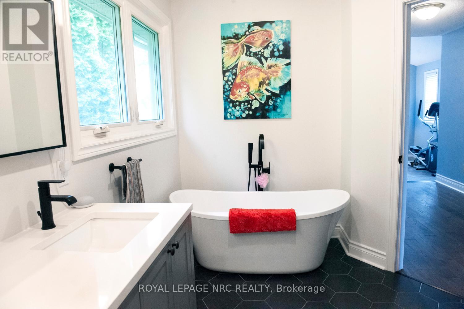 












22 SENATOR DRIVE

,
St. Catharines (Rykert/Vansickle),




Ontario
L2S3T3

