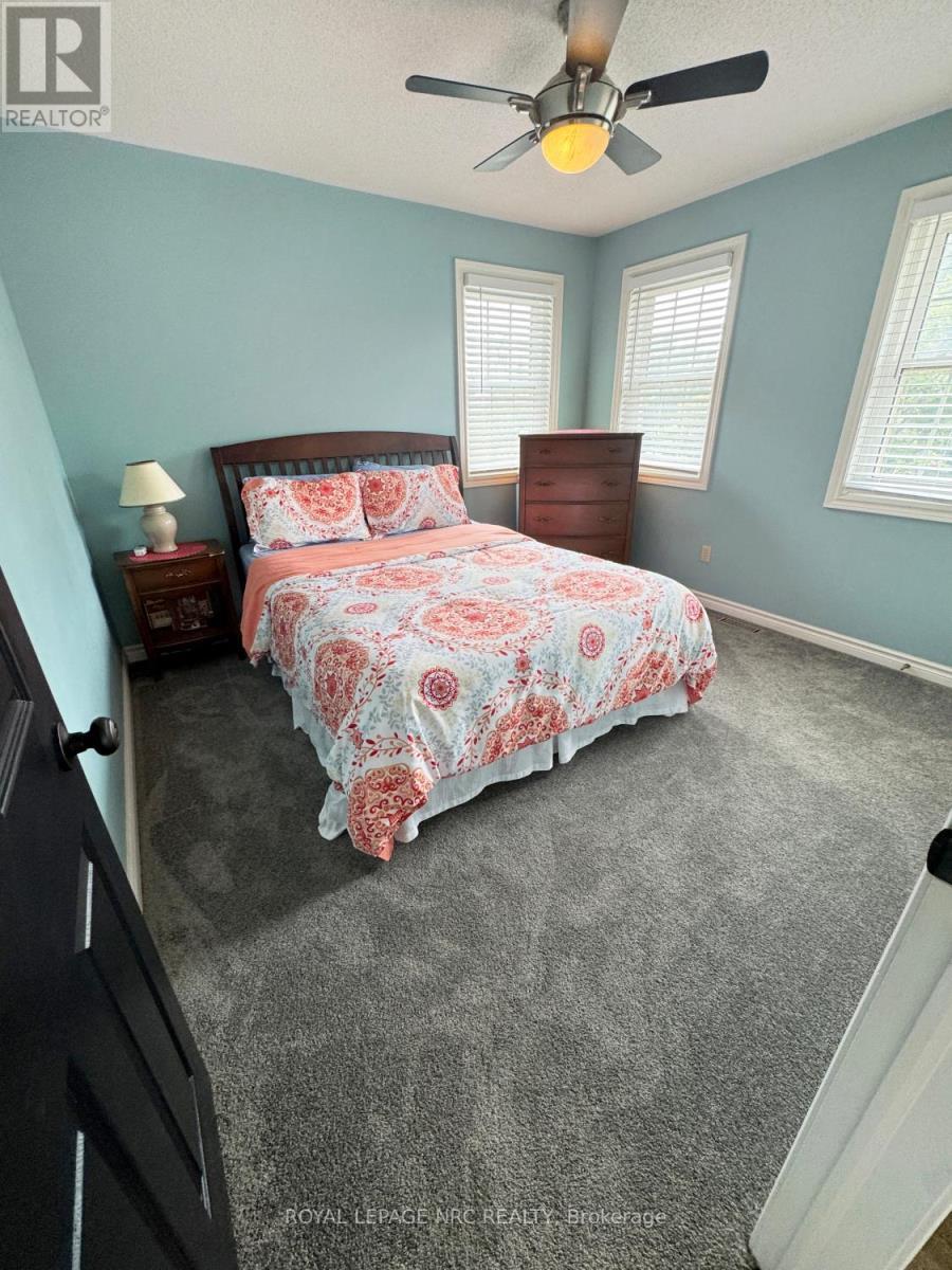 












22 SENATOR DRIVE

,
St. Catharines (Rykert/Vansickle),




Ontario
L2S3T3

