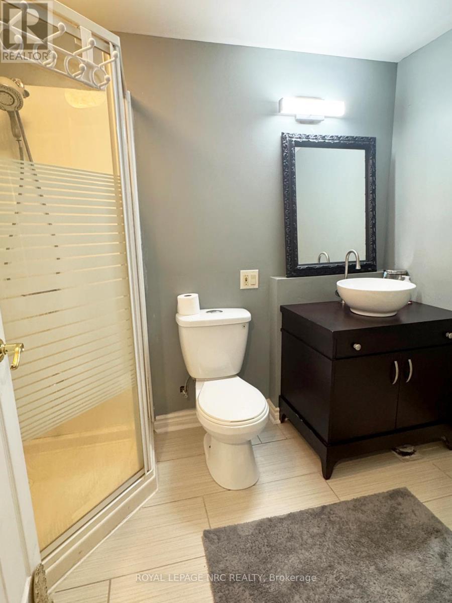 












22 SENATOR DRIVE

,
St. Catharines (Rykert/Vansickle),




Ontario
L2S3T3

