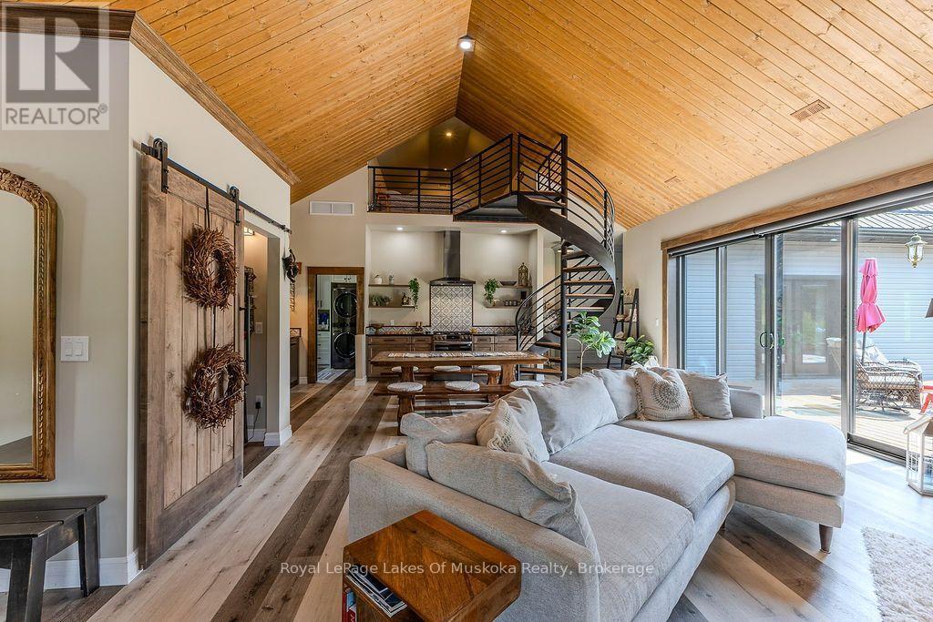 












679 BOULDER ROAD

,
Parry Sound Remote Area (Laurier),




Ontario
P0A1X0

